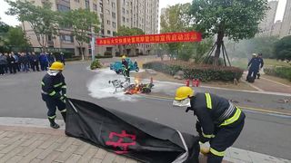 고강도 EV 화재를 어떻게 진압합니까?