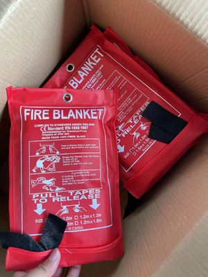High Temperature Resistance Large Size Portable Fire Blanket for Emergency and Welding Protection