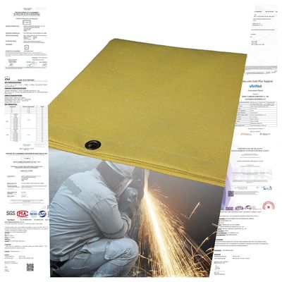 100% Fiberglass Welding Blanket with 550°C Heat Resistance and Acrylic Coating for Fire Protection