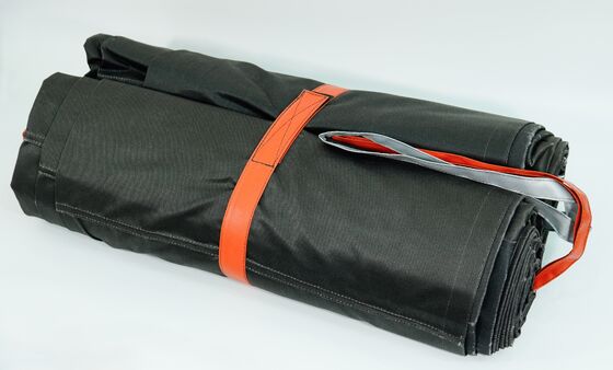 회색 고성능 Suntex 방화 담요는 EV 안전을 위해 산소 결핍을 통해 배터리 열 폭주를 늦춥니다.